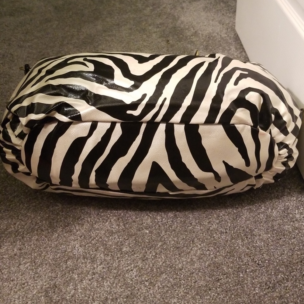 Purse - Picture 5 of 6